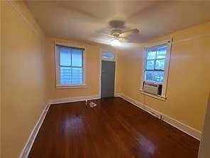 2 bed, 1.0 bath, 1100 sqft, $1,600 — Photo 2