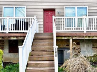 138 Front St, Akron, PA 17501