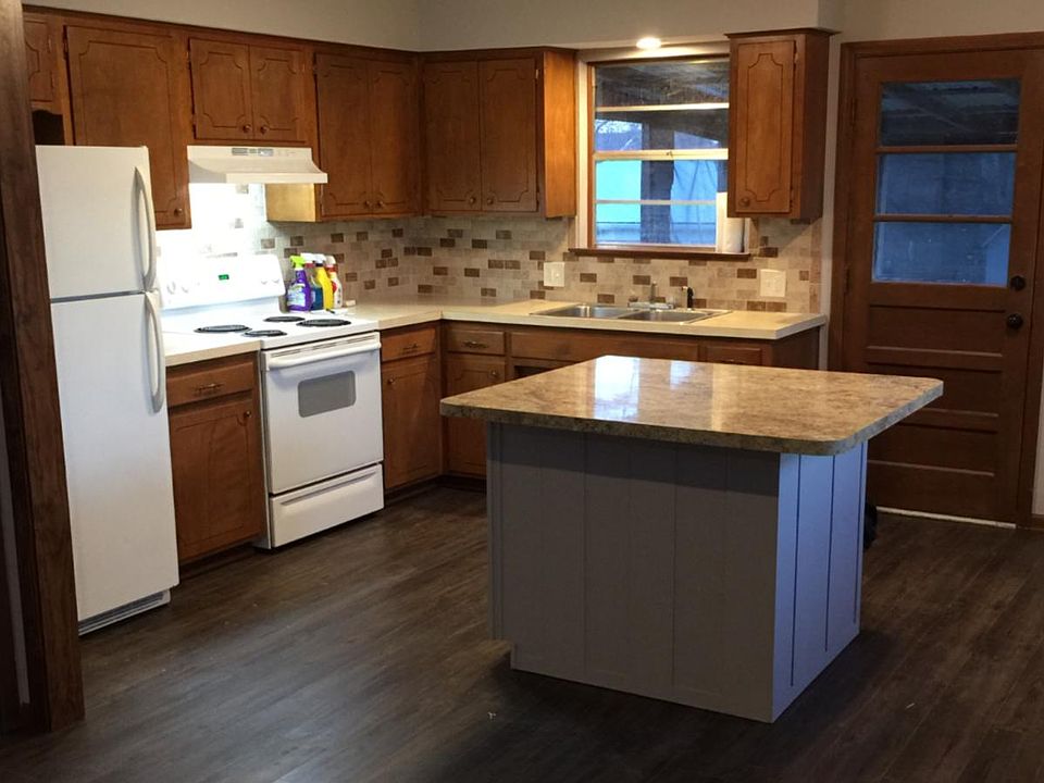 Main level kitchen