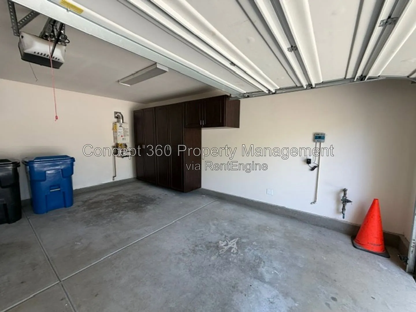 3 bed, 2.5 bath, 1302 sqft, $3,495 — Photo 4