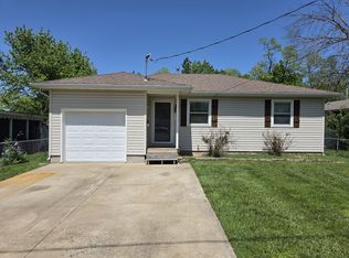 2139 W Water St, Springfield, MO 65802