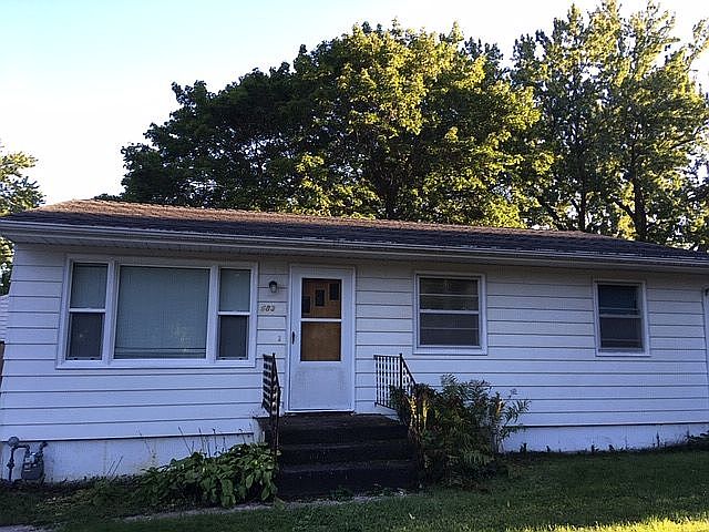 1st image of 683 16th St SE