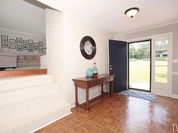 3rd image of 120 Peachtree St