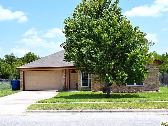 2nd image of 406 Mesquite Cir