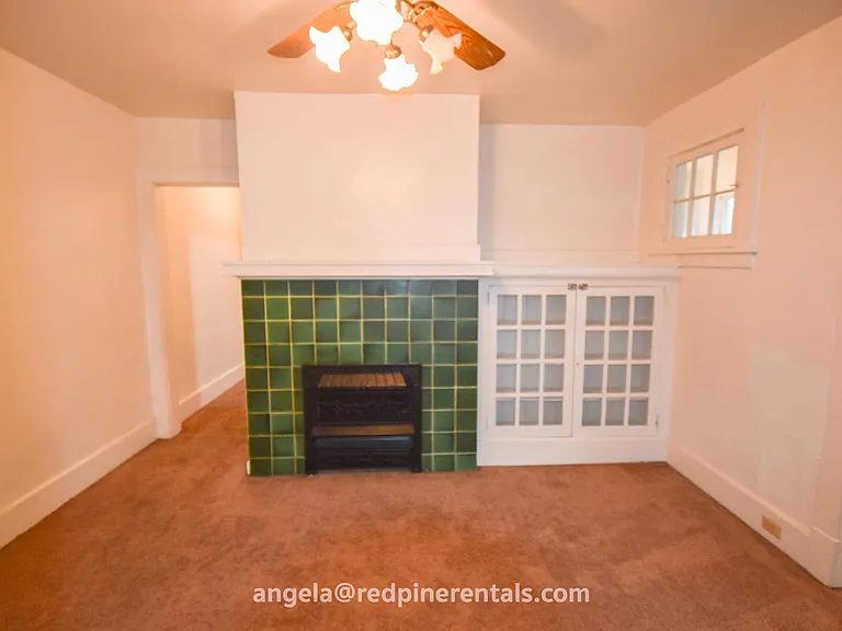 1832 Crafton Blvd #B — Photo 2