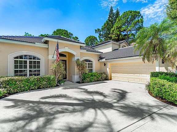 3rd image of 15730 Glen Willow Lane