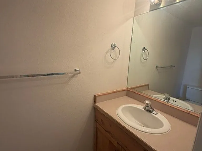 1735 W 540 N #1305 — Photo 11