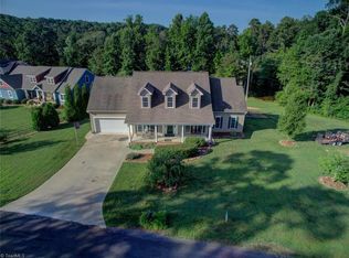 718 Cedar Branch Rd, Denton, NC 27239