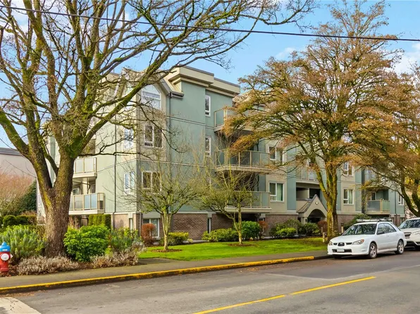 2710 Grosvenor Rd #101, Victoria, BC V8T 3M9