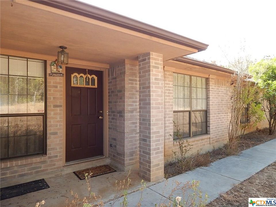 1st image of 4885 River Oaks Dr
