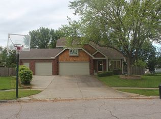 6130 Orwell Cir, Lincoln, NE 68516