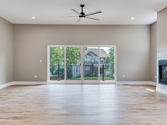 4th image of 105 Northfield Dr