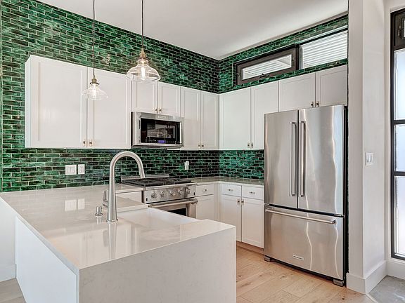 4th image of 2525 S Lamar Blvd APT 204