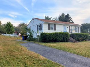 391 Summit St #1, Fall River, MA 02724