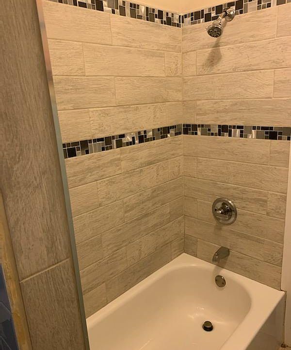 1st image of 42 Halleck St #2