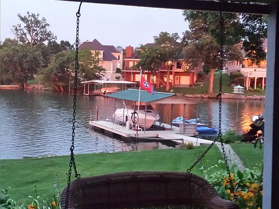 Best point lot on the lake