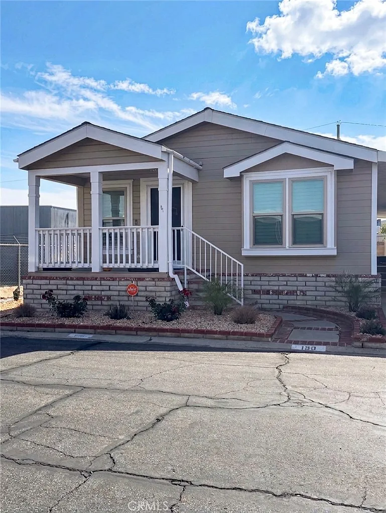 3 bed, 1440 sqft, $2,700 — Photo 1