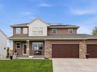 15505 Enfield Ave N, Hugo, MN 55038