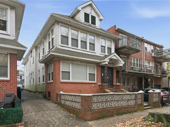 1596 E 17th St, Brooklyn, NY 11230