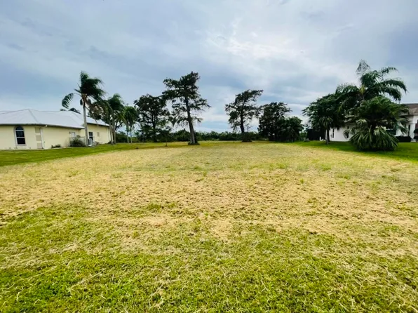 1220 SE 23rd Street, Okeechobee, FL 34974