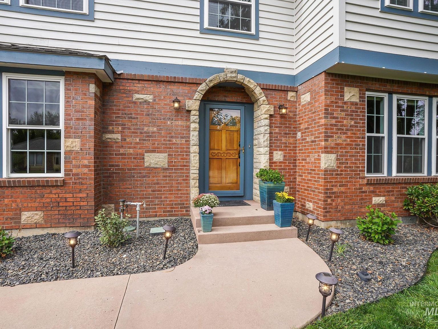 4933 N Riverfront Pl, Garden City, ID 83714 Zillow