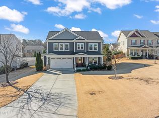 749 Kerr Lake Dr, Fuquay Varina, NC 27526