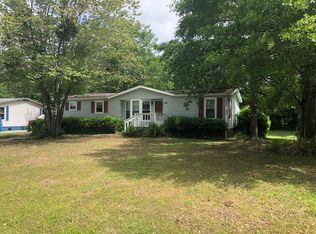 206 Champion Dr, Hampstead, NC 28443