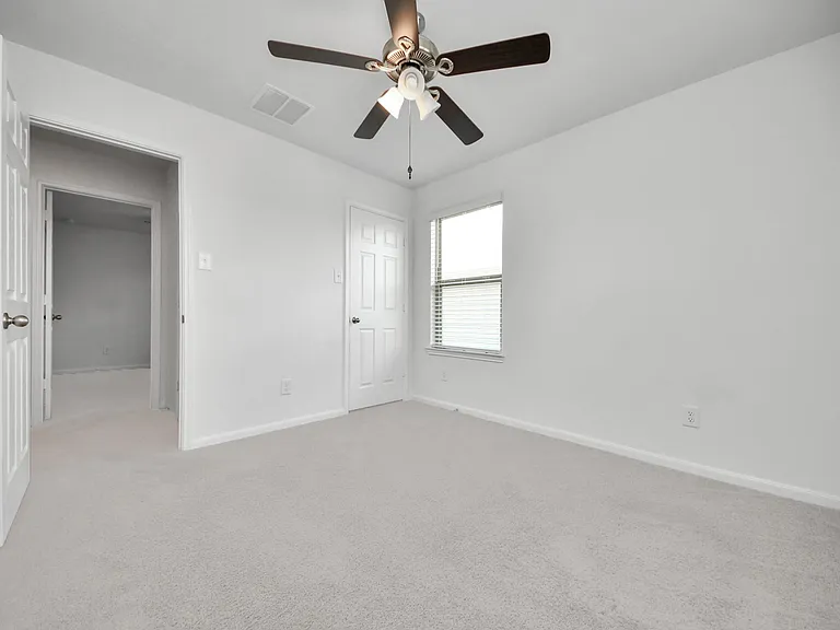 14611 Lofty Cedar Dr — Photo 17