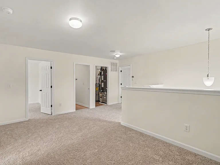 201 Buckboard Ln — Photo 11