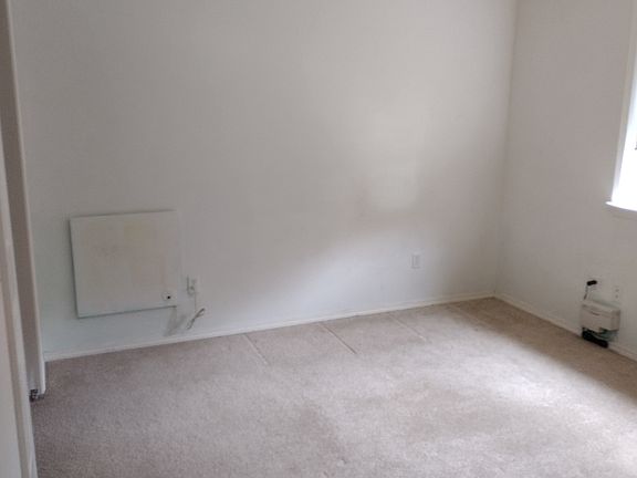4th image of 6572 Vista Dr