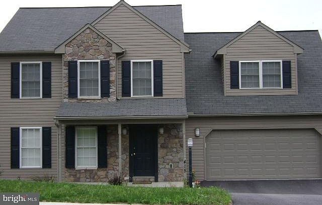 1st image of 415 N Burberry Ln