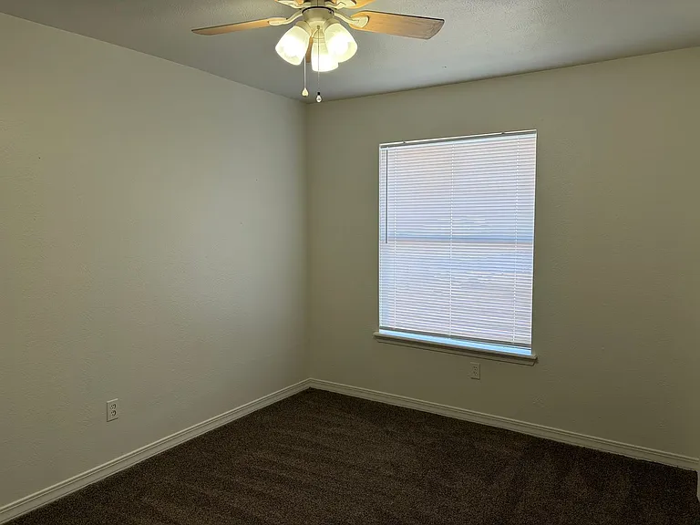 5705 E Texas St #9 — Photo 7