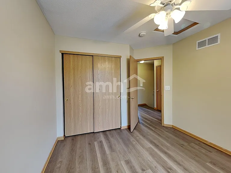 100 Winesap St SW — Photo 14