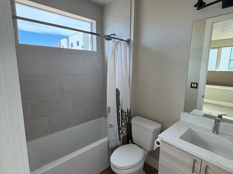 1579 Grove St #3 — Photo 16
