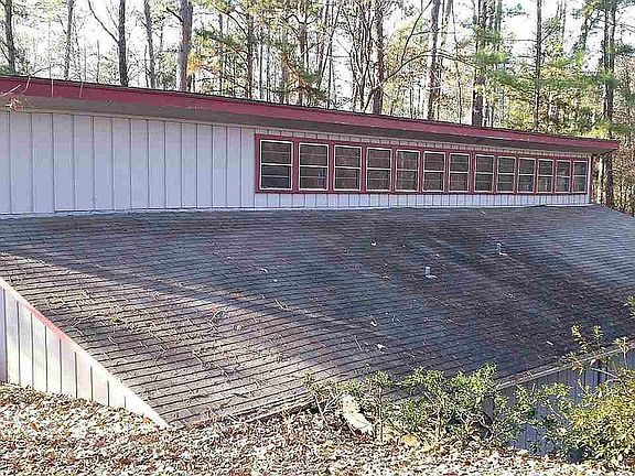 3rd image of 260 Private Road 8574