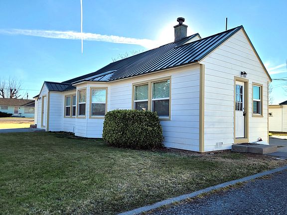 2nd image of 3910 W Kennewick Ave #3910