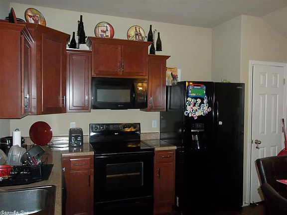 5th image of 334 Oro Ct