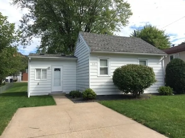 919 25th St S, La Crosse, WI 54601