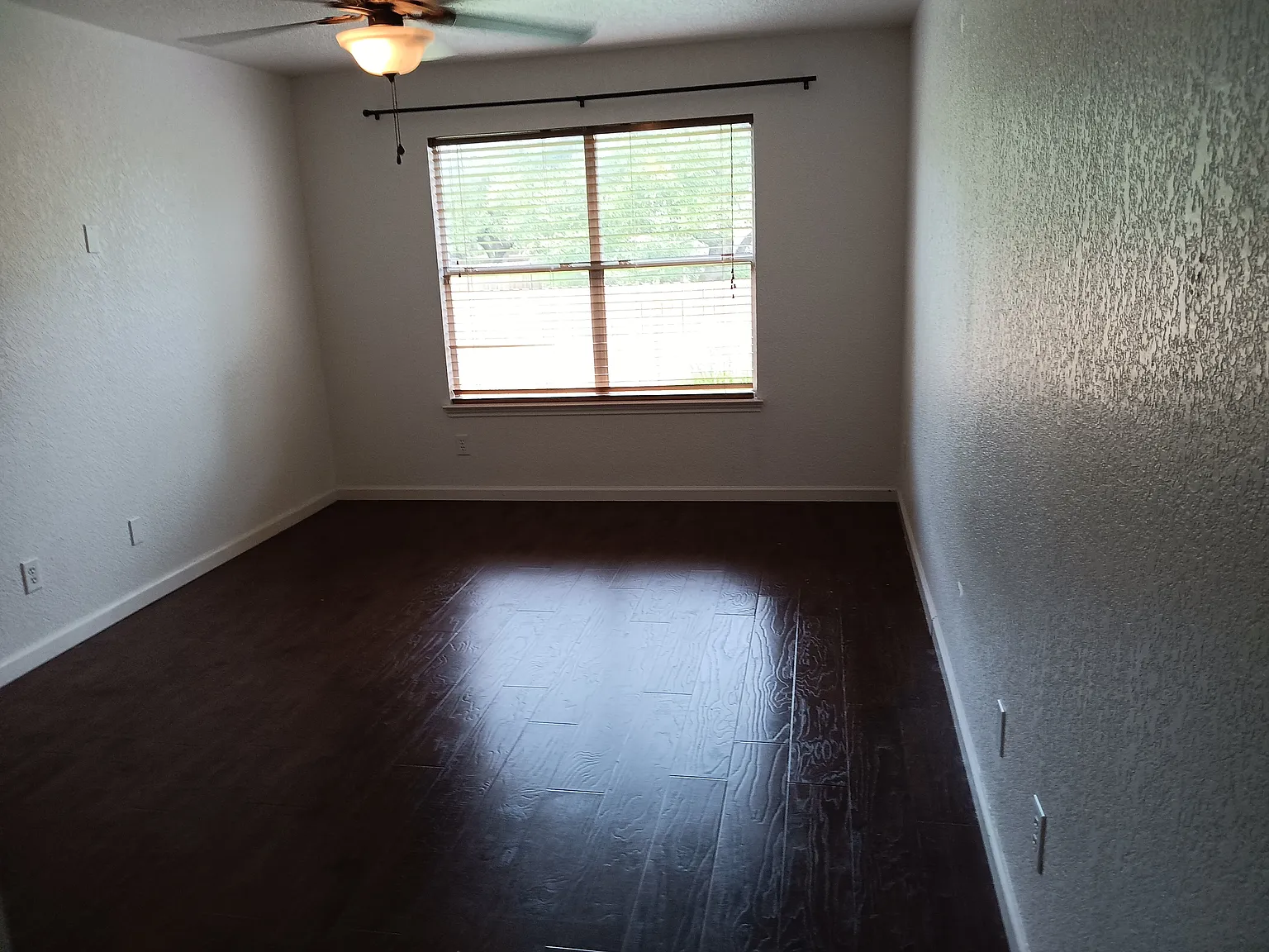 3 bed, 1406 sqft, $1,750 — Photo 4