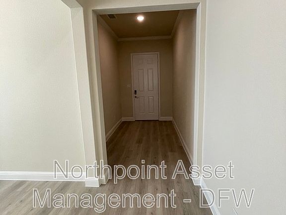 4th image of 3902 Boyer Ct