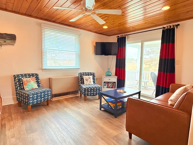 542 Ocean Ave #2 — Photo 6