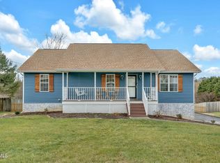 215 Chimney Top Ln, Jonesborough, TN 37659
