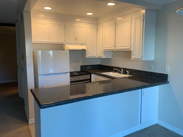500 Cagney Ln APT 115, Newport Beach, CA 92663