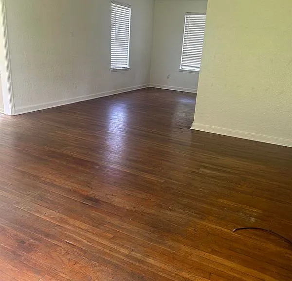 1240 Aberdeen Ave — Photo 10