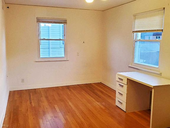 5th image of 7924 208th St