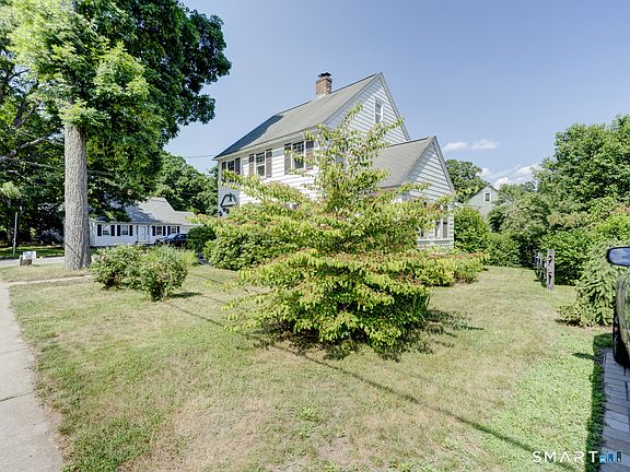 3rd image of 257 Walnut Street