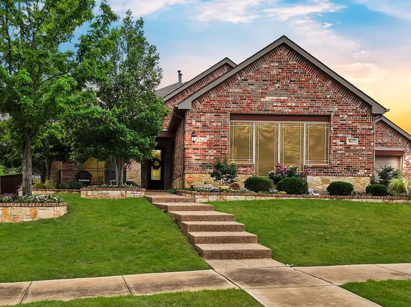 9637 Barksdale Dr, Fort Worth, TX 76244