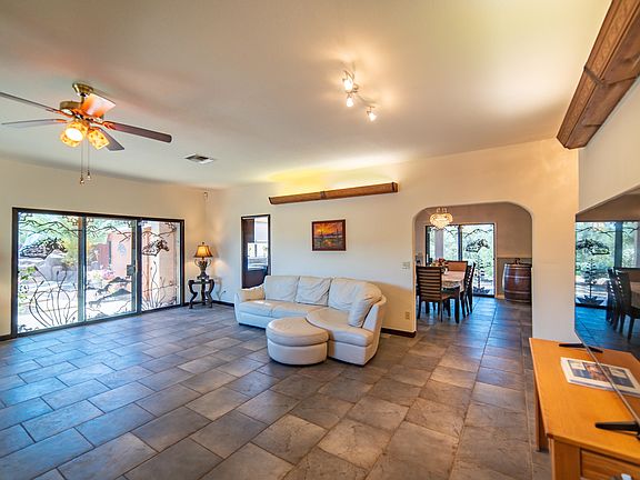 5th image of 6250 N Prairie Wolf Ln