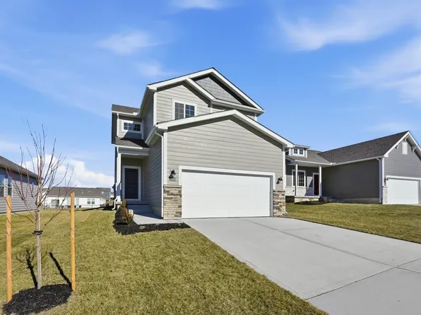 27118 E Oak View Dr, Lake Lotawana, MO 64086