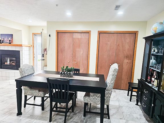 5th image of 7260 N Alpine Rd APT 4
